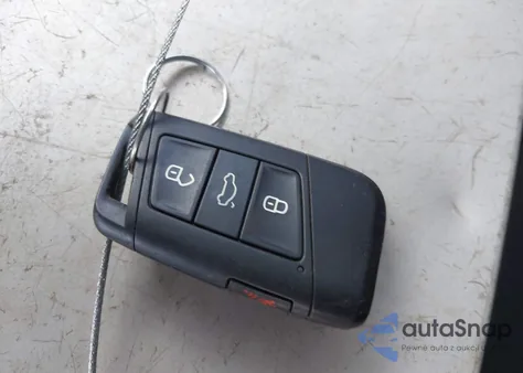 2021 Volkswagen Jetta 1.4T R-Line/1.4T S/1.4T Se z USA, uszkodzony, nr VIN 3VWC57BU8MM044206